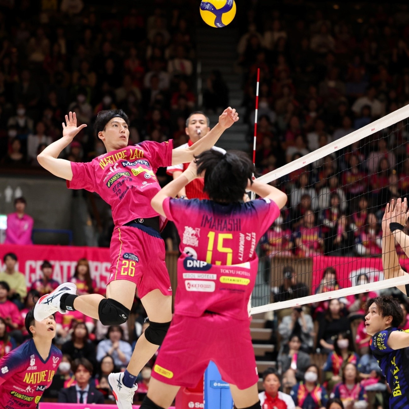 王楚钦苦战3局，1-2不敌弗朗西斯卡！国乒暂时6-3领先德国队