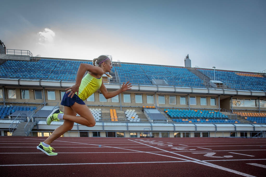 库尔图瓦：当下我肯定是最佳门将之一；没感觉更衣室关系不好